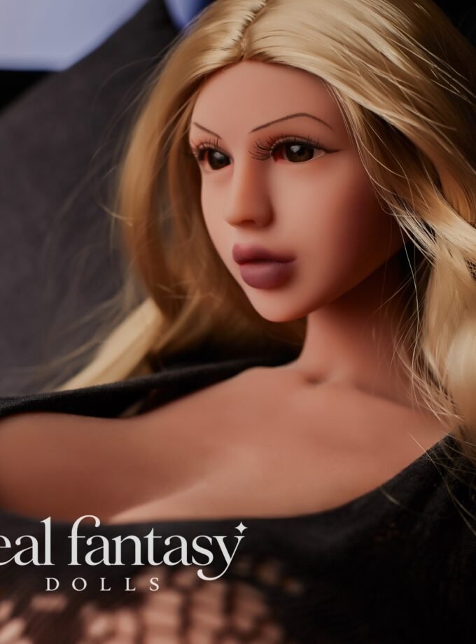 72cm (2'4") L-Cup CLM Classic 72cm Maria (Black) TPE - Climax Doll