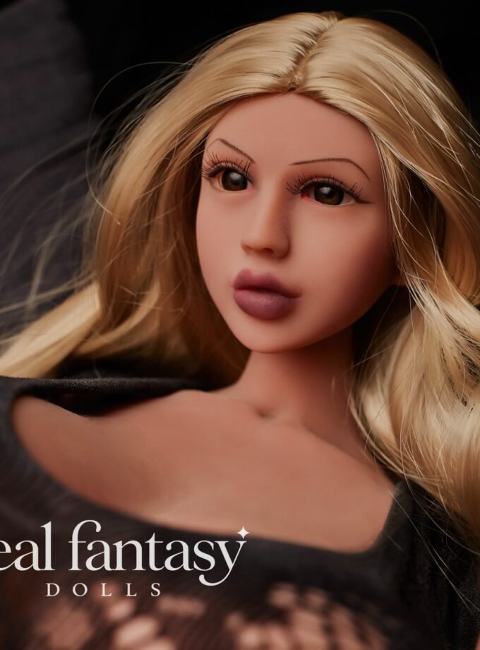 72cm (2'4") L-Cup CLM Classic 72cm Maria (Black) TPE - Climax Doll